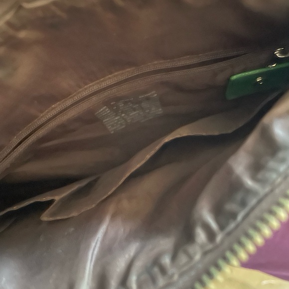 RARE: Vegan Matt & Nat green purse - Picture 5 of 5